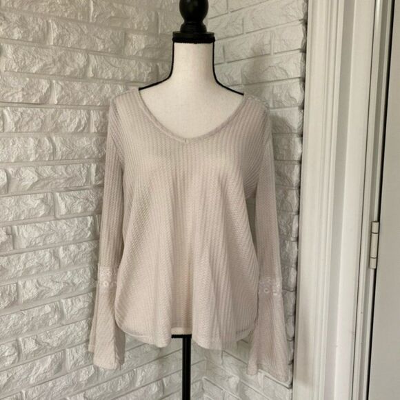 Lucky Brand Long Sleeve Boho Top w/ Flowy Sleeves - Picture 1 of 5